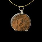 Middeleeuwen, kruisvaardersperiode Muntpendant met