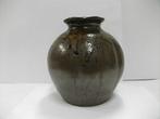 Porselein, Japanse aardewerken vaas. Tanba-ware Seiichi, Antiek en Kunst, Antiek | Overige Antiek