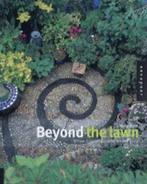 Beyond the lawn: unique outdoor spaces for modern living by, Gelezen, Keith Davitt, Verzenden