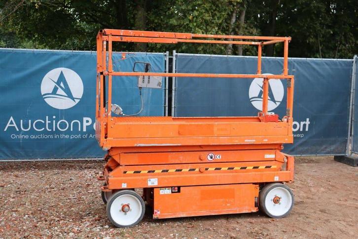 Veiling: Schaarlift Skyjack SJ3220 Elektrisch 8.1m 2015, Zakelijke goederen, Machines en Bouw | Liften, Steigers en Ladders, Ophalen