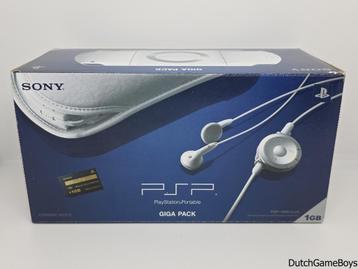 PSP -  Console - 1000 - Ceramic White - Giga Pack beschikbaar voor biedingen
