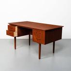 Vintage Deens bureau in teak, Gebruikt, Bureau