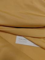 Riflessi d’Oro – Eleganza contemporanea firmata Cavelli -