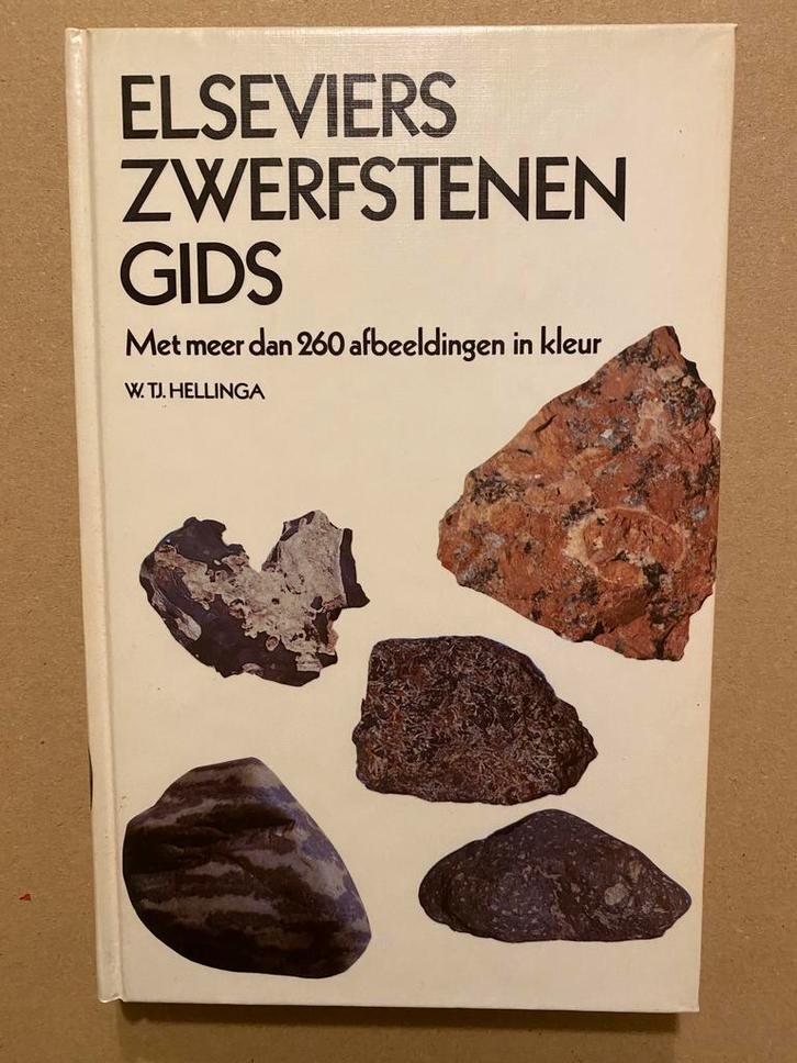 Elseviers Zwerfstenengids 260 kleureafbeeldingen nieuwstaat, Verzamelen, Mineralen en Fossielen, Ophalen of Verzenden
