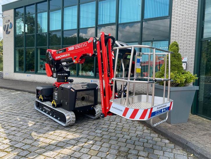 Rups Telescoophoogwerker | AlmaCrawler Jibbi 1250 EVO, Zakelijke goederen, Machines en Bouw | Liften, Steigers en Ladders
