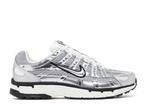 Nike P-6000 Metallic Silver (Sneakers, Schoenen), Kleding | Heren, Overige kleuren, Verzenden, Nike, Nieuw