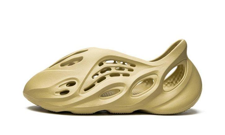 Adidas Yeezy Foam RNNR Sulfur - Maat 38 EU, Kleding | Heren, Schoenen, Ophalen of Verzenden