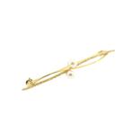 Vintage gouden broche met cultivé parels (smalle broche), Gebruikt, Overige kleuren, Ophalen of Verzenden, Met edelsteen