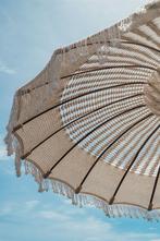 Balinese Parasol houten steel rond 250 cm macrame, Tuin en Terras, Parasols, Verzenden, Nieuw