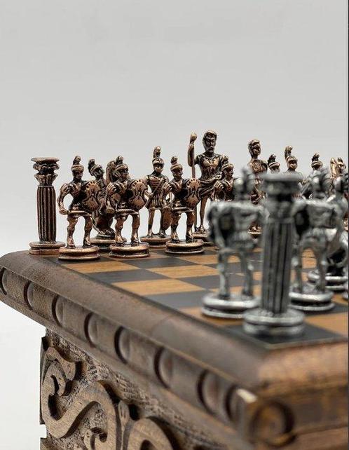 Handmade - Schaakspel - Hout, Antiek en Kunst, Curiosa en Brocante