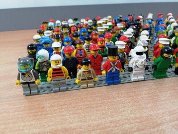 Lego - Minifigures - partij van poppetjes 144 stuks - beschikbaar voor biedingen