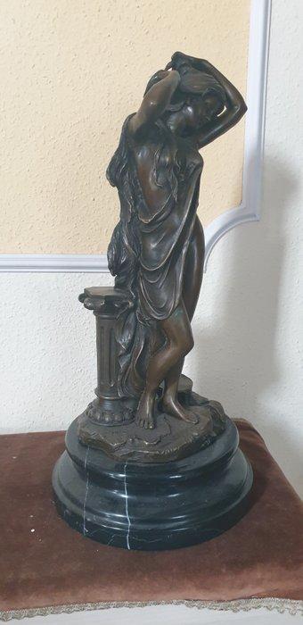 Aldo Vitaleh - Beeld, Girl at the column - 55 cm - Brons, Antiek en Kunst, Curiosa en Brocante