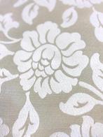 Prestigieuze ivoorkleurige stof met witte bloemrijke, Antiek en Kunst