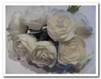 Camelia roos foam 4 cm. Wit / bundel 9 stuks Camelia roos Fo, Huis en Inrichting, Ophalen of Verzenden, Nieuw