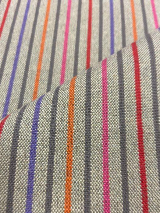 Prestigieus, stevig maar uiterst zacht stof met een, Antiek en Kunst, Antiek | Kleden en Textiel