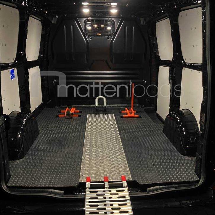 Laadvloermat rubber (traanplaat motief) Ford Transit Custom, Auto diversen, Automatten, Nieuw, Ophalen of Verzenden