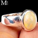 Geelgroene Reflecties en Oranje Aderen - Ring met, Antiek en Kunst