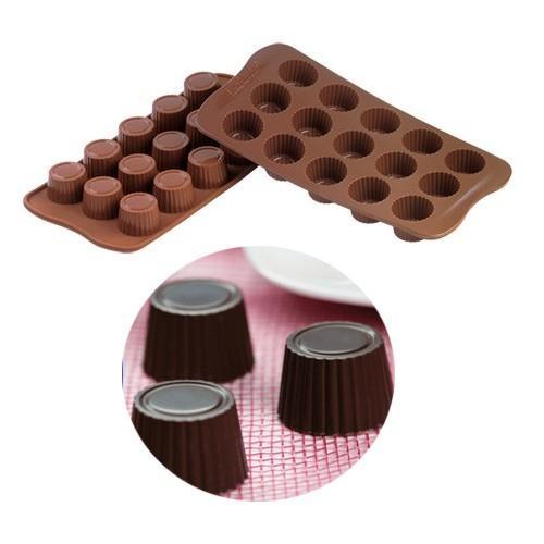 Silikomart Siliconen Bonbonvorm Rond Praline (15x) Ø30 mm, Hobby en Vrije tijd, Taarten en Cupcakes maken, Nieuw, Verzenden