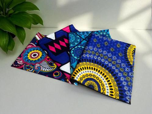 4 Fat quarters - Blauw mix Quiltstoffen / Patchwork stoffen, Hobby en Vrije tijd, Stoffen en Lappen, Nieuw, Ophalen of Verzenden