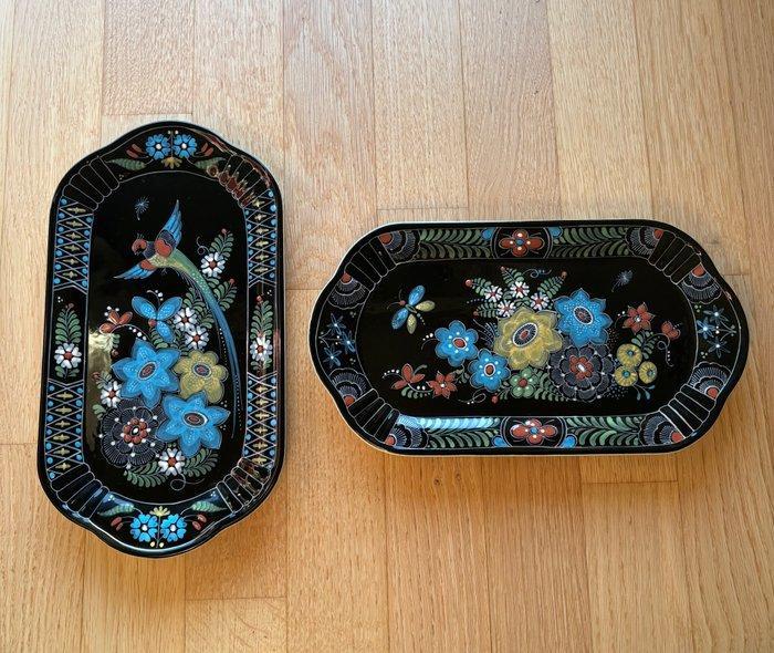 De Porceleyne Fles, Delft - Bord (2) - Aardewerk, Antiek en Kunst, Antiek | Glas en Kristal