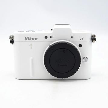 Nikon 1 V1 Camera Body Wit (Occasion) - 5610 Opnamen beschikbaar voor biedingen