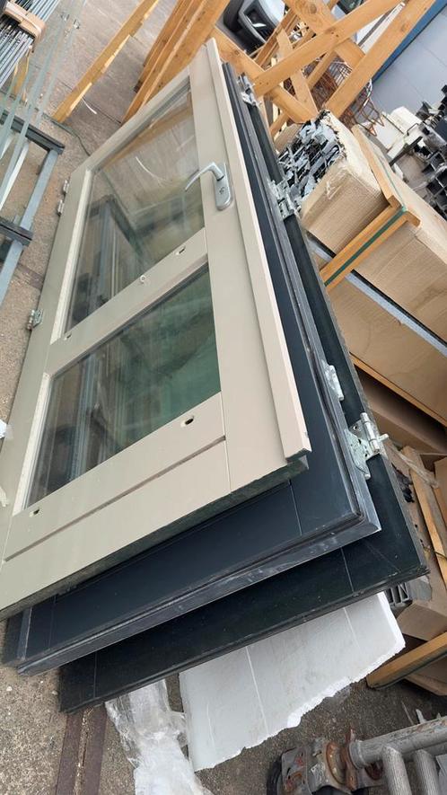 Binnen en buiten deuren met dubbelglas – in goede staat, Doe-het-zelf en Verbouw, Deuren en Horren, Nieuw, Glas, Hout, Kunststof