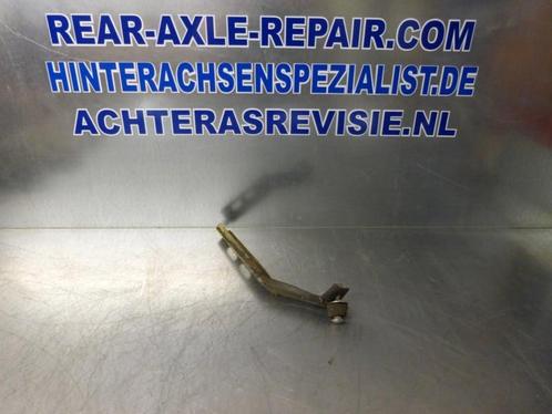 Bumpersteun Opel Manta B GSi tbv voorspoiler (alleen links), Auto-onderdelen, Carrosserie en Plaatwerk, Gebruikt, Opel, Verzenden