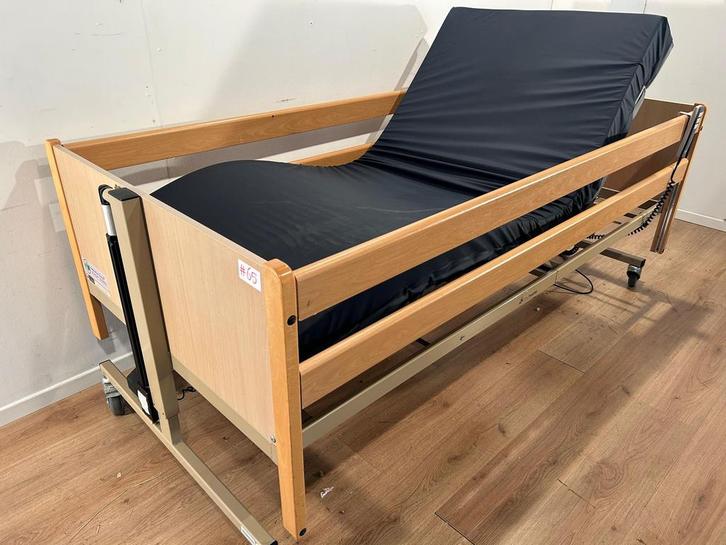 Thuasne #65 Demontabel Elektrisch Hoog Laag Thuiszorg-bed, Diversen, Verpleegmiddelen, Zo goed als nieuw, Verzenden