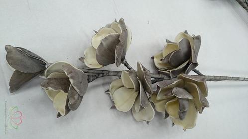 Magnolia kort foam Cool Grey/Creme Magnolia, Huis en Inrichting, Woonaccessoires | Kunstplanten en Kunstbloemen, Nieuw, Ophalen of Verzenden