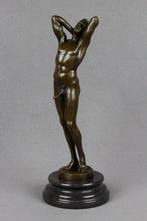 Nick - sculptuur, Male Nude - 1,5 kg - 32 cm - Gepatineerd