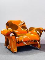 1P - Guarnacci, Padovano, Vagnoni - Fauteuil (2) - ionica -, Antiek en Kunst