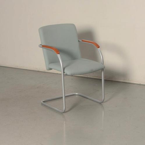 Lande vergaderstoel, groen, sledeframe, Huis en Inrichting, Stoelen, Ophalen of Verzenden