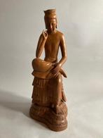 Wooden statue of Maitreya Bodhisattva () - Pop Chumei