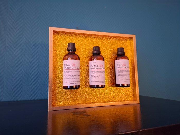 ELEMENTAL - Bottle Menu, Antiek en Kunst, Kunst | Designobjecten