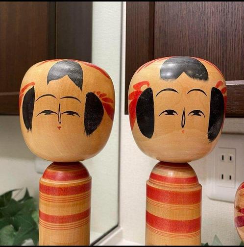 Vintage Japanse Kokeshi-pop - Handgemaakt houten kunstwerk, Antiek en Kunst, Antiek | Overige Antiek