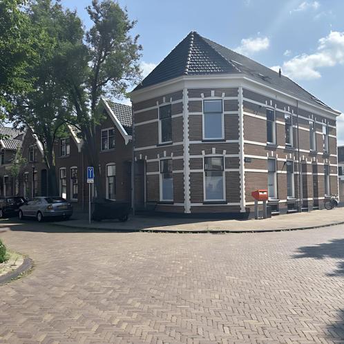 Tweekamerappartement, niet gemeubileerd, kale huur..., Huizen en Kamers, Huizen te huur, Direct bij eigenaar, Appartement