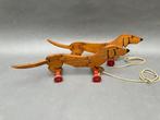 Unknown Manufacturer - Speelgoed Two Wooden Teckels