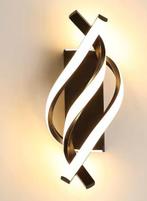 Gebogen LED Wandlamp – Spiraal Design, Modern en Sfeervol, Verzenden, Nieuw