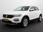 Zakelijke Lease |  Volkswagen T-Roc 1.5 TSI 150pk Automaat S, Auto's, Volkswagen, Automaat, Gebruikt, Overige brandstoffen, Wit
