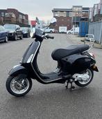 Vespa Primavera 4T 45km/u E5 Nero Vulcano 2024, Fietsen en Brommers, Verzenden, Nieuw