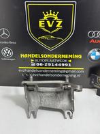 Renault Trafic bj.2018 versnellingsbak steun art.112228151R, Gebruikt, Renault