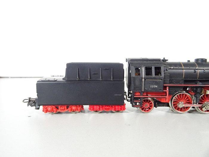 Märklin H0 - 3005 - Stoomlocomotief met tender (1) - BR 23, Hobby en Vrije tijd, Modeltreinen | H0