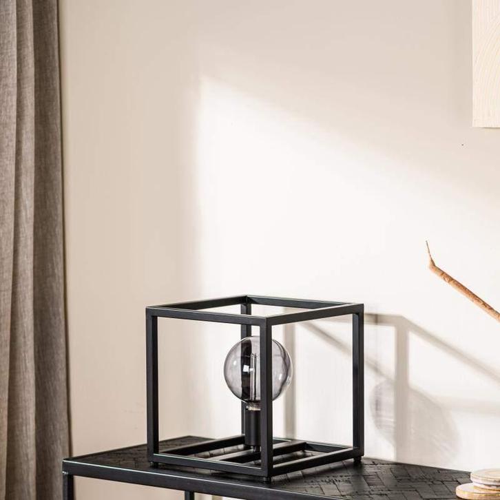 Tafellamp Kubus Groot - decoratie, Huis en Inrichting, Woonaccessoires | Wanddecoraties, Nieuw
