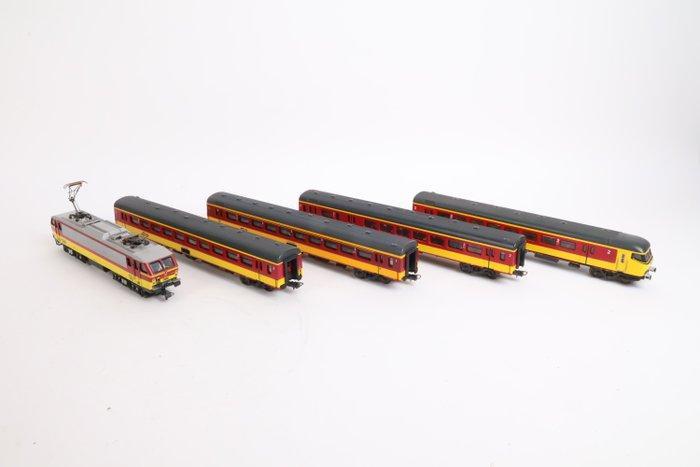Lima H0 - Treinstel (1) - Benelux treinstel met 1186 en ICR, Hobby en Vrije tijd, Modeltreinen | H0
