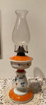 Petroleumlamp - glas en kristal - Antieke petroleumlamp