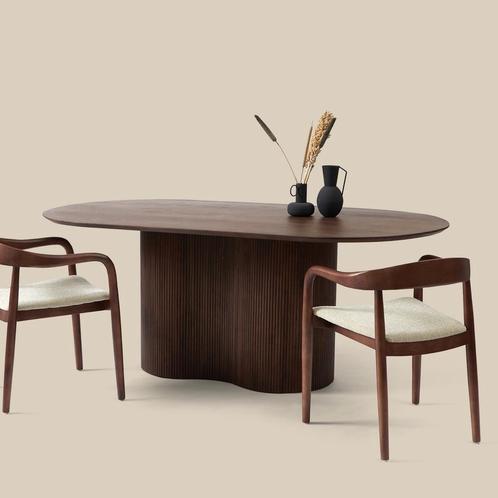 *WOONWINKEL* Eettafel Walnoot Met Ribbel Poot 250 Cm, Huis en Inrichting, Tafels | Eettafels, Nieuw, Verzenden