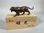 Bronze statue of tiger - Pop Shokou () - 1980-1990 -