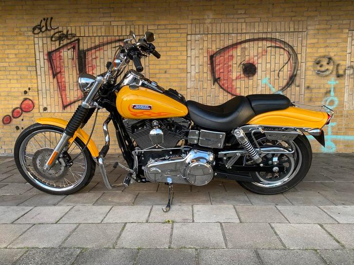 Nieuwstaat, FXDWG Dyna Wide Glide, 2007 28067Km, NL geleverd, Motoren, Motoren | Harley-Davidson, Toermotor, Minimaal motorrijbewijs A1