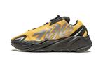 Adidas Yeezy 700 MNVN Honey Flux - Maat 40 EU, Kleding | Heren, Schoenen, Ophalen of Verzenden, Nieuw, Yeezy