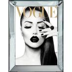 Vogue Vrouw met Hand op Gezicht 60x80x4.5cm, Nieuw, Ophalen of Verzenden